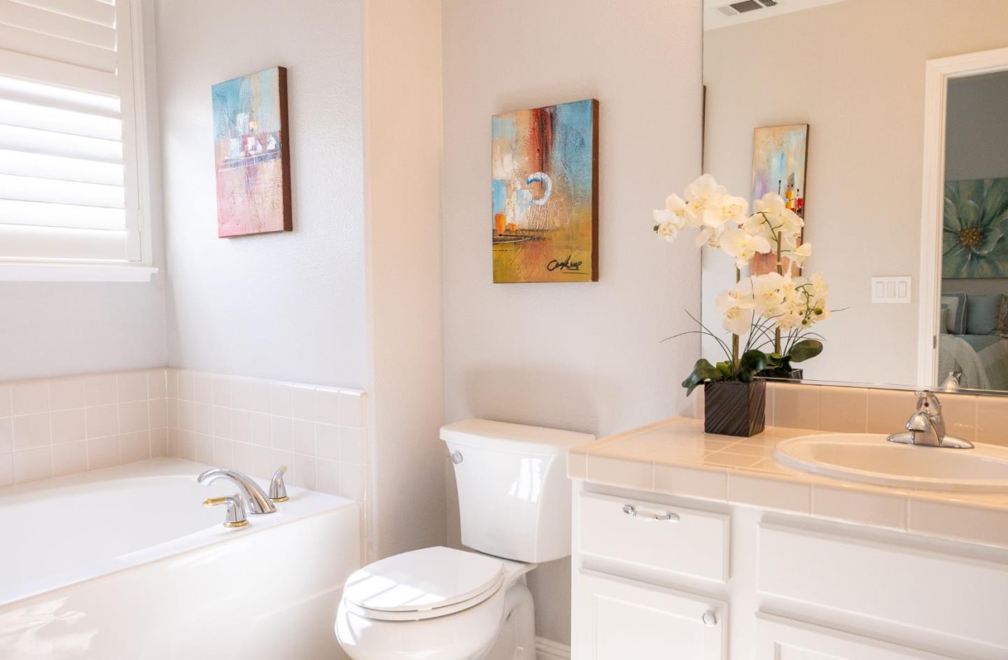 2049 Folle Blanche Drive San Jose, CA 95135 - Photo 22 of 42 a bathroom with a sink a toilet and a bathtub
