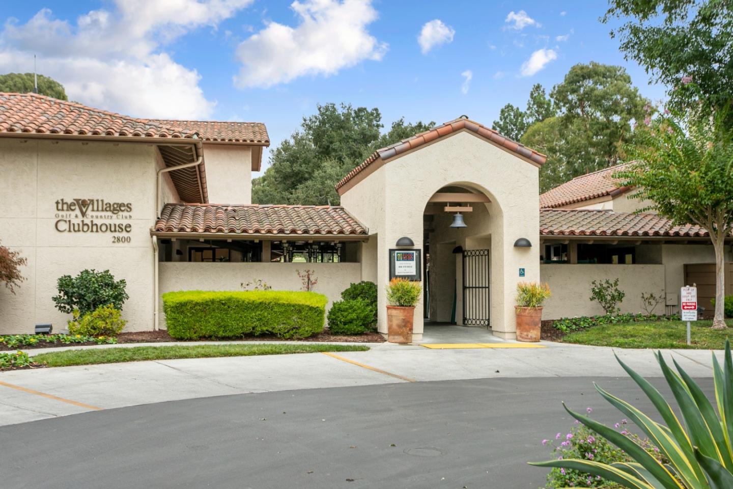 2049 Folle Blanche Drive San Jose, CA 95135 - Photo 37 of 42 a view of a house with a garden and entryway
