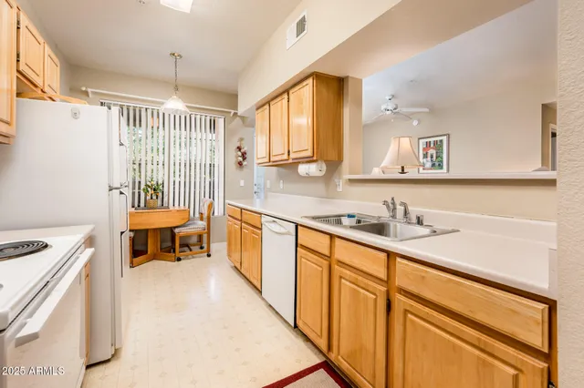 $180,000 | 14950 West Mountain View Boulevard, Unit 5306, Surprise, AZ 85374