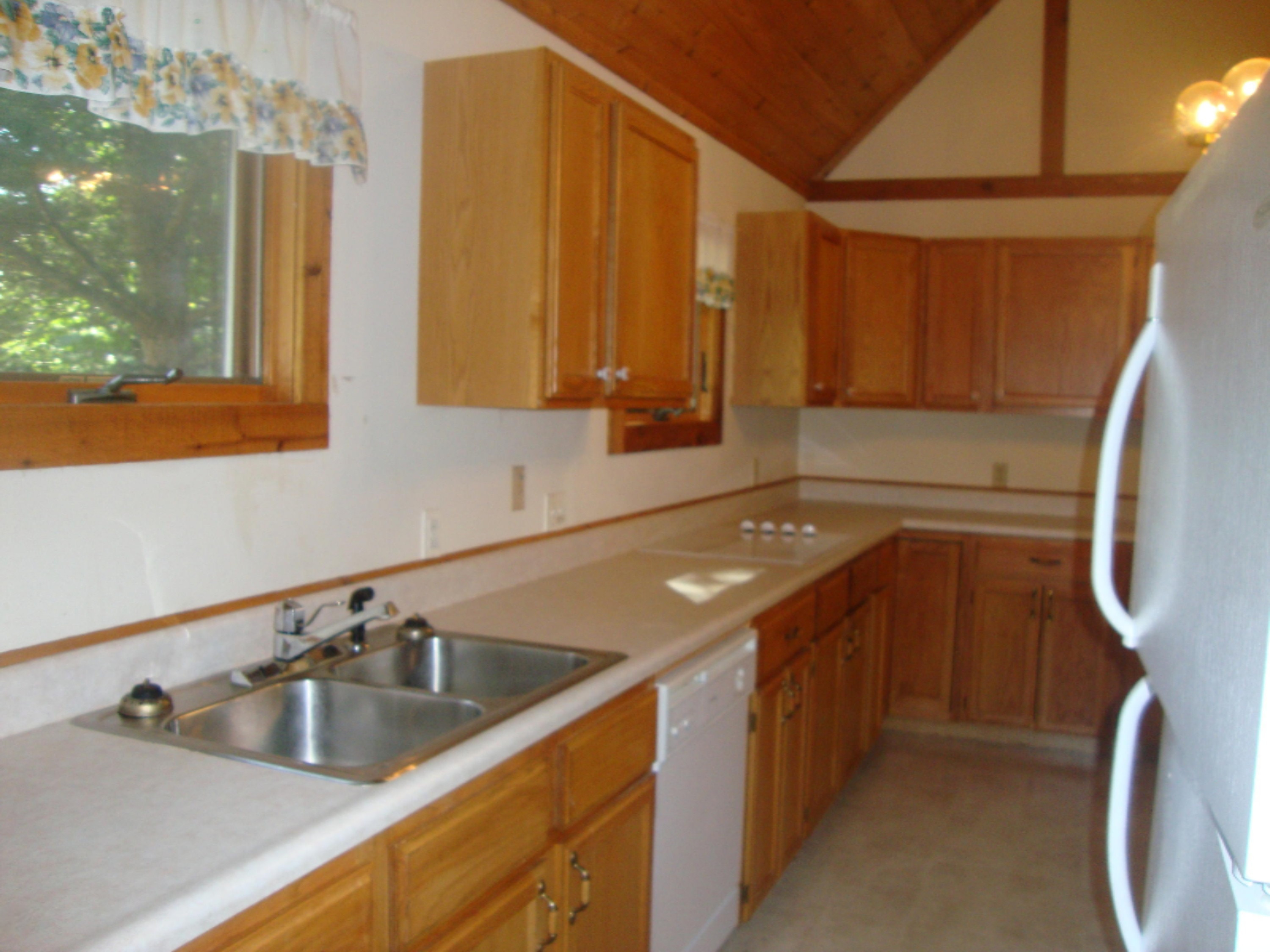 2536 Modjeski Road Manistee, MI 49660 - Photo 12 of 26 DSC03763