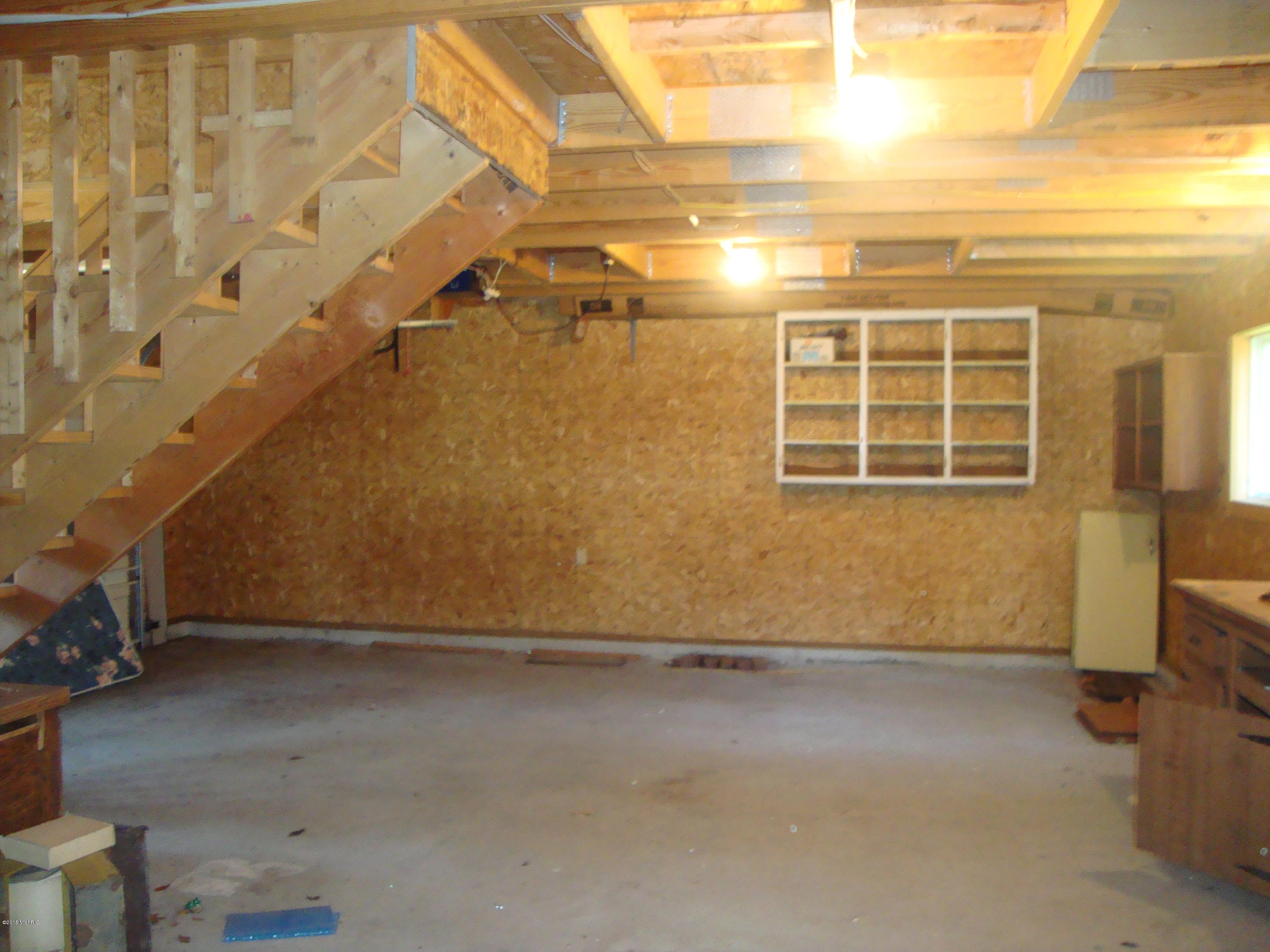 2536 Modjeski Road Manistee, MI 49660 - Photo 25 of 26 DSC03773