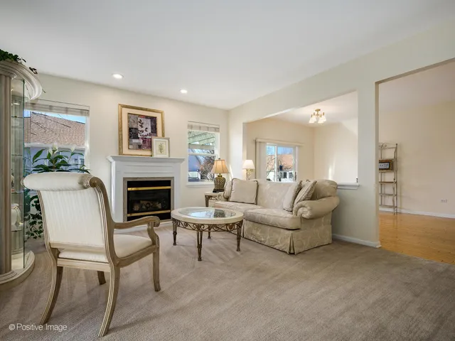 $298,800 | 21344 West Juniper Lane, Plainfield, IL 60544