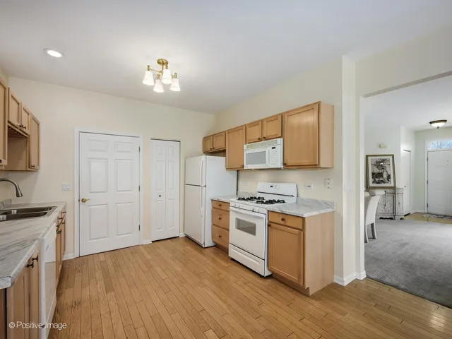 $298,800 | 21344 West Juniper Lane, Plainfield, IL 60544