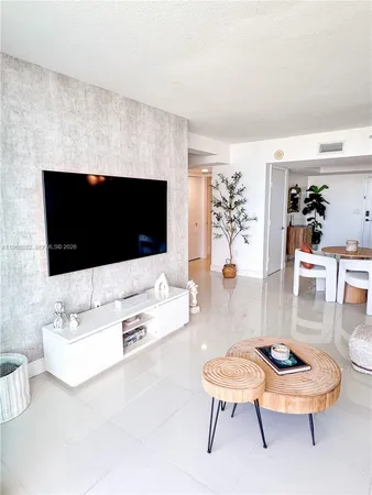 $3,200 | 1861 Northwest S River Drive, Unit 2609, Miami, FL 33125