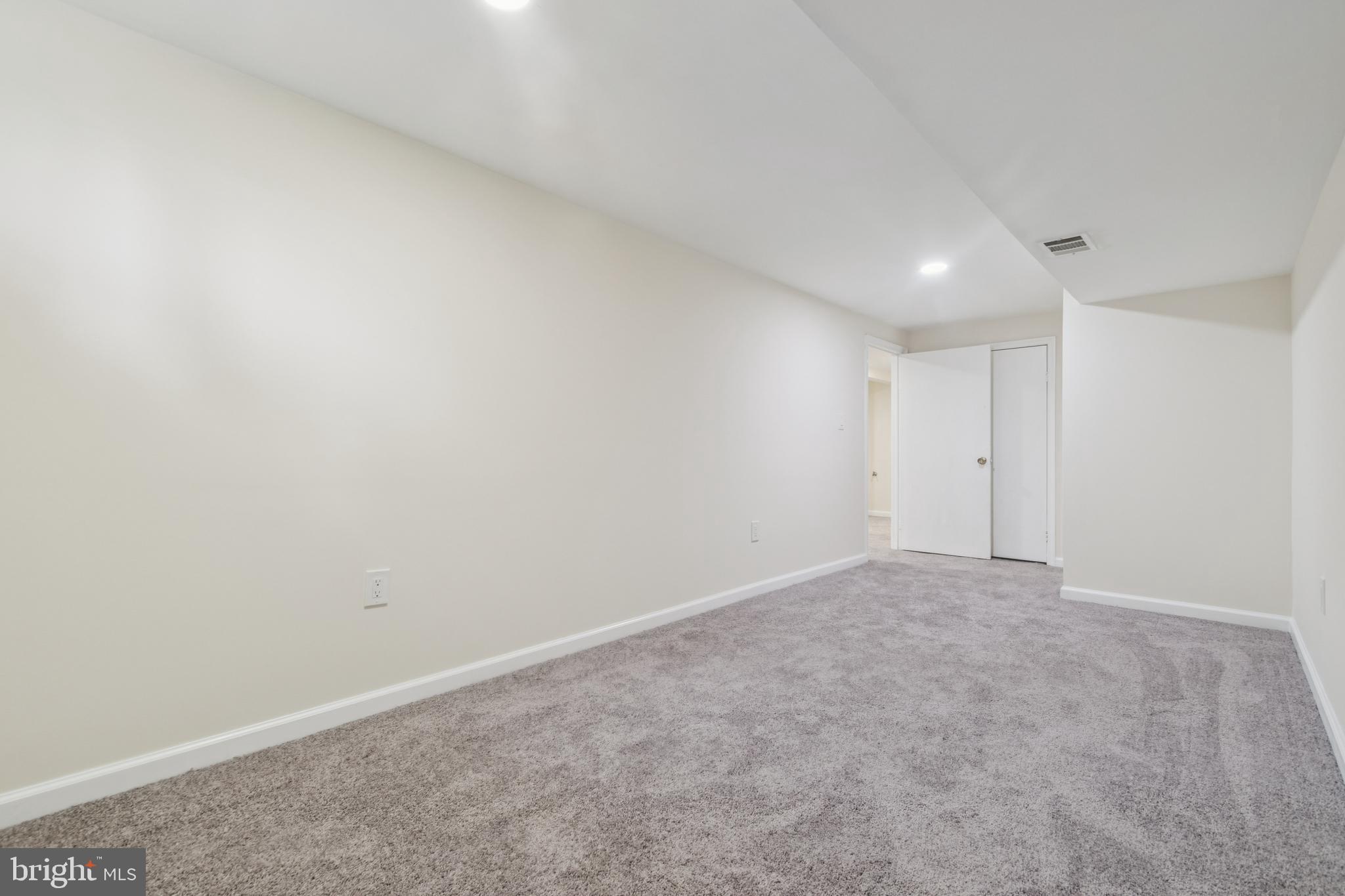 32 Carroll Road Pasadena, MD 21122 - Photo 27 of 42