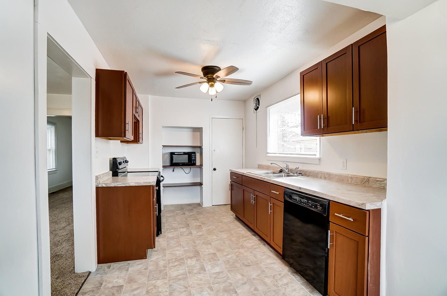 307 North Bechtle Avenue Springfield, OH 45504 - Photo 12 of 28 Gallery Image 12