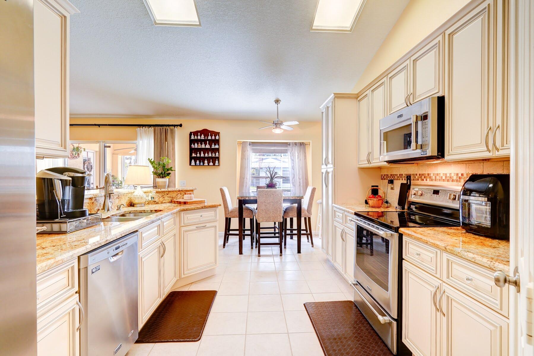 1829 Southwest Hickock Terrace Port St. Lucie, FL 34953 - Photo 26 of 62 Kitchen