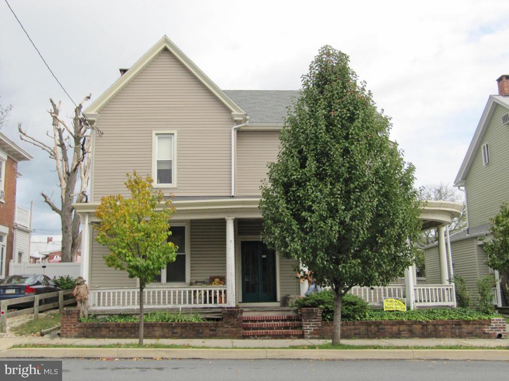409 Main Street Denver, PA 17517 - Photo 1 of 12 Gallery Image 1