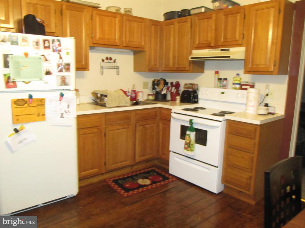 409 Main Street Denver, PA 17517 - Photo 8 of 12 Gallery Image 8