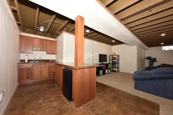 $575,000 | 550 Hunter Crossing South, Slinger, WI 53086