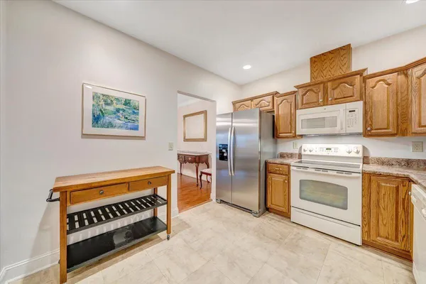 $320,000 | 4444 Pheasant Ridge Road, Unit 405, Roanoke, VA 24014