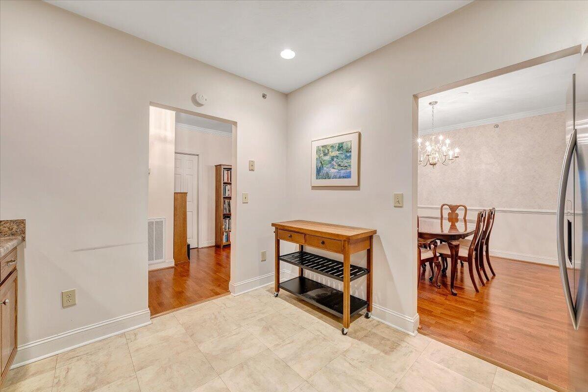 4444 Pheasant Ridge Road, Unit 405 Roanoke, VA 24014 - Photo 32 of 77 32-MIB05903