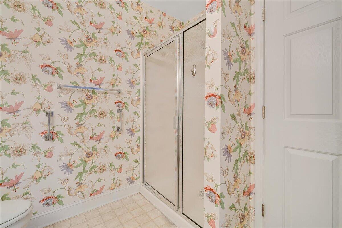 4444 Pheasant Ridge Road, Unit 405 Roanoke, VA 24014 - Photo 39 of 77 39-MIB05999