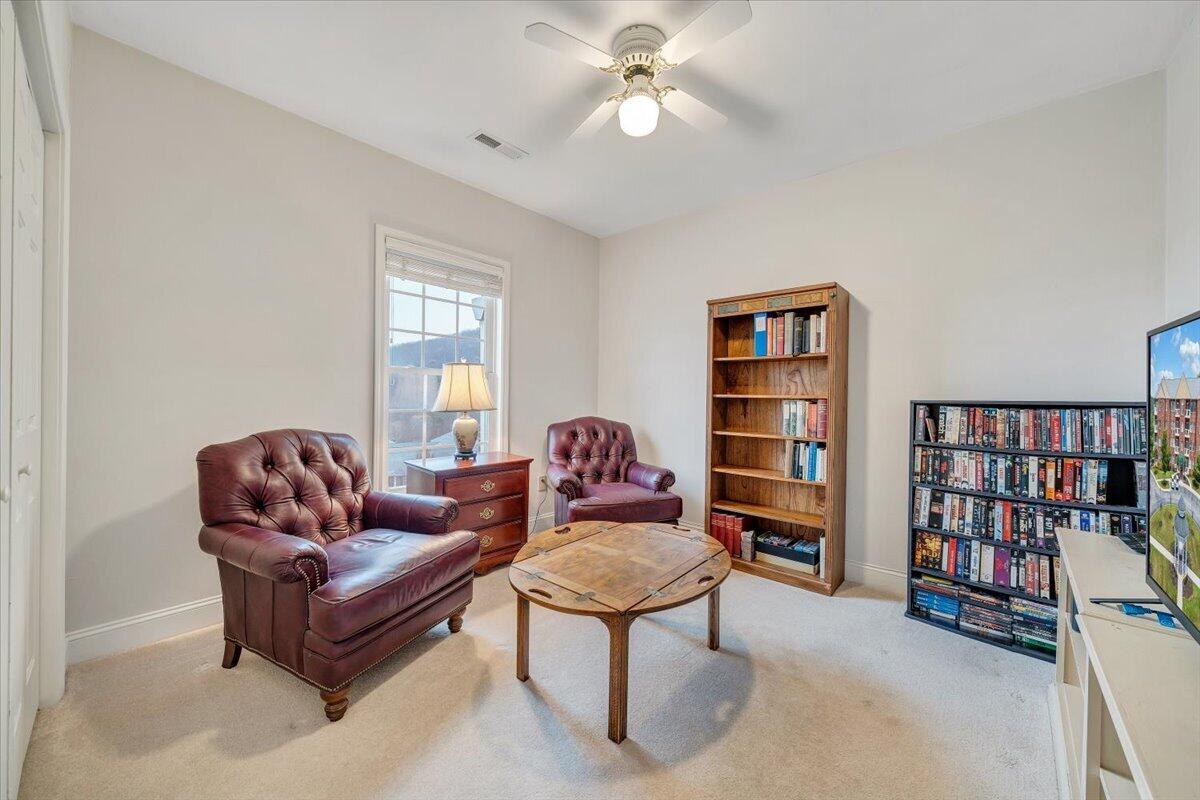 4444 Pheasant Ridge Road, Unit 405 Roanoke, VA 24014 - Photo 46 of 77 46-MIB05975