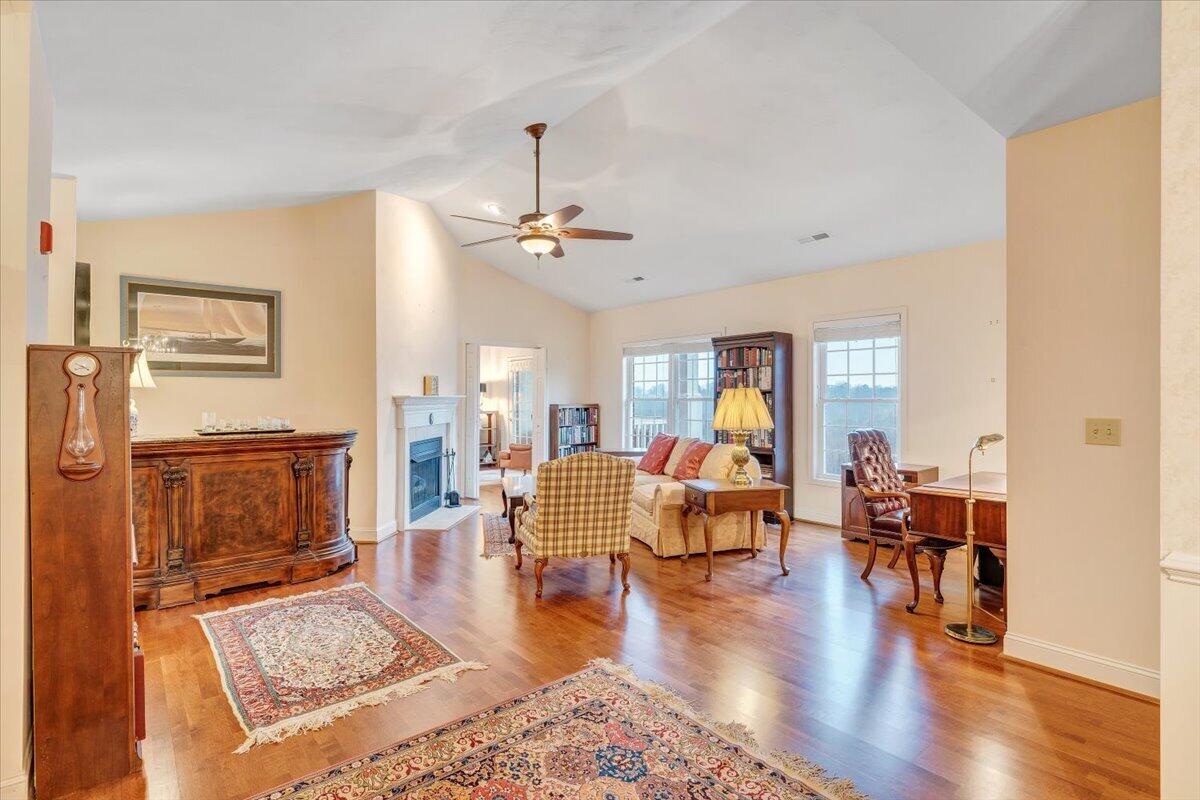 4444 Pheasant Ridge Road, Unit 405 Roanoke, VA 24014 - Photo 9 of 77 09-MIB05924