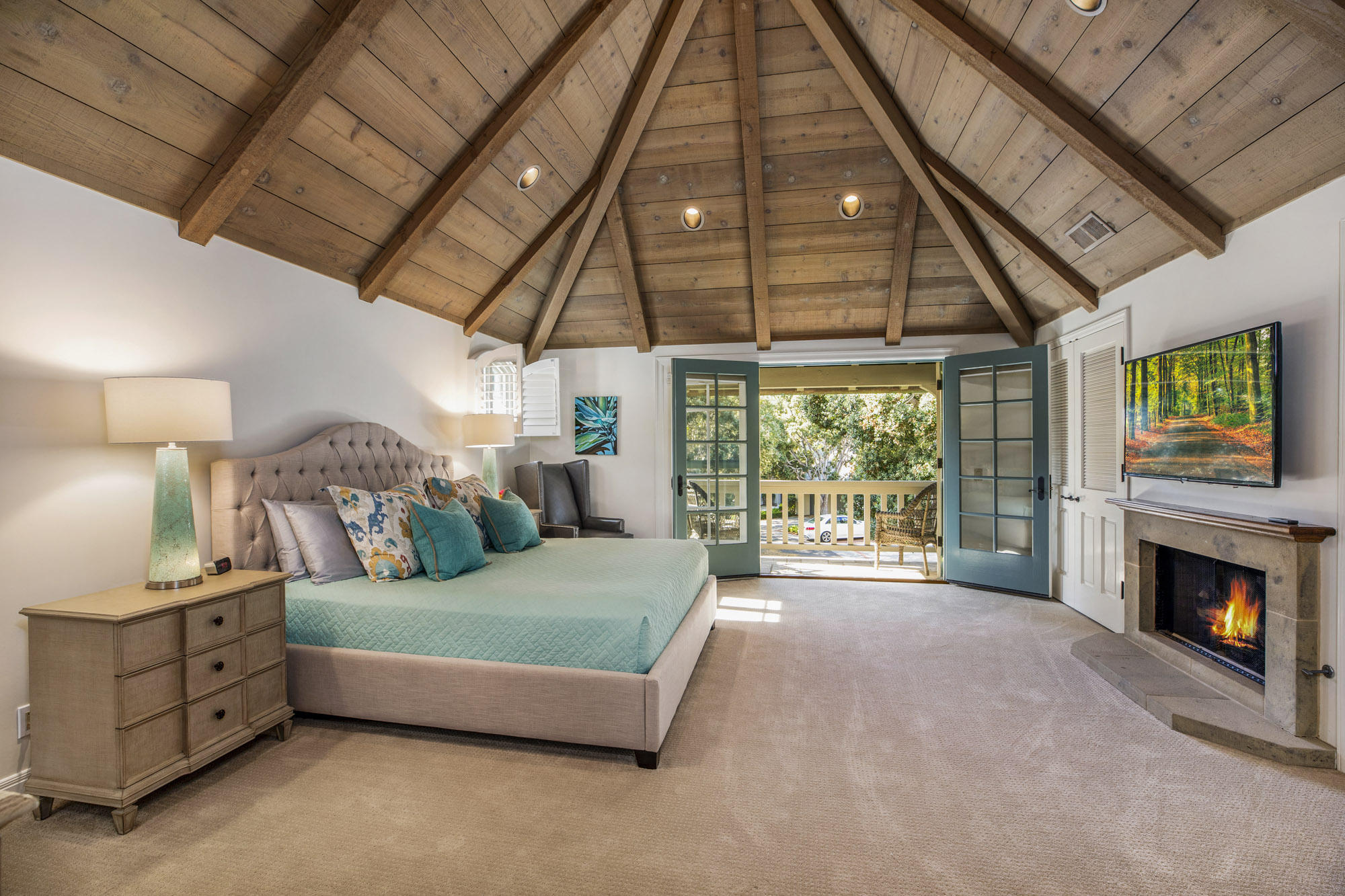 40 Hammond Drive Montecito, CA 93108 - Photo 18 of 34 15_40 Hammond_0030