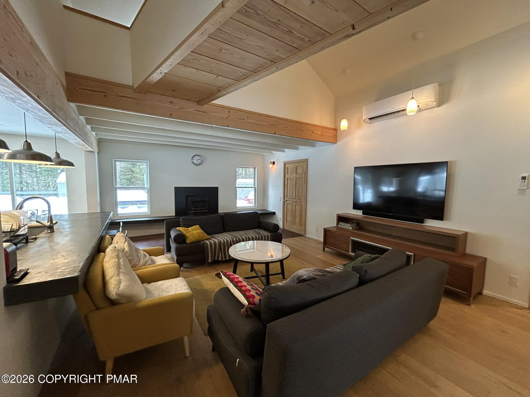 1113 Bush Road Cresco, PA 18326 - Photo 4 of 31 IMG_9966