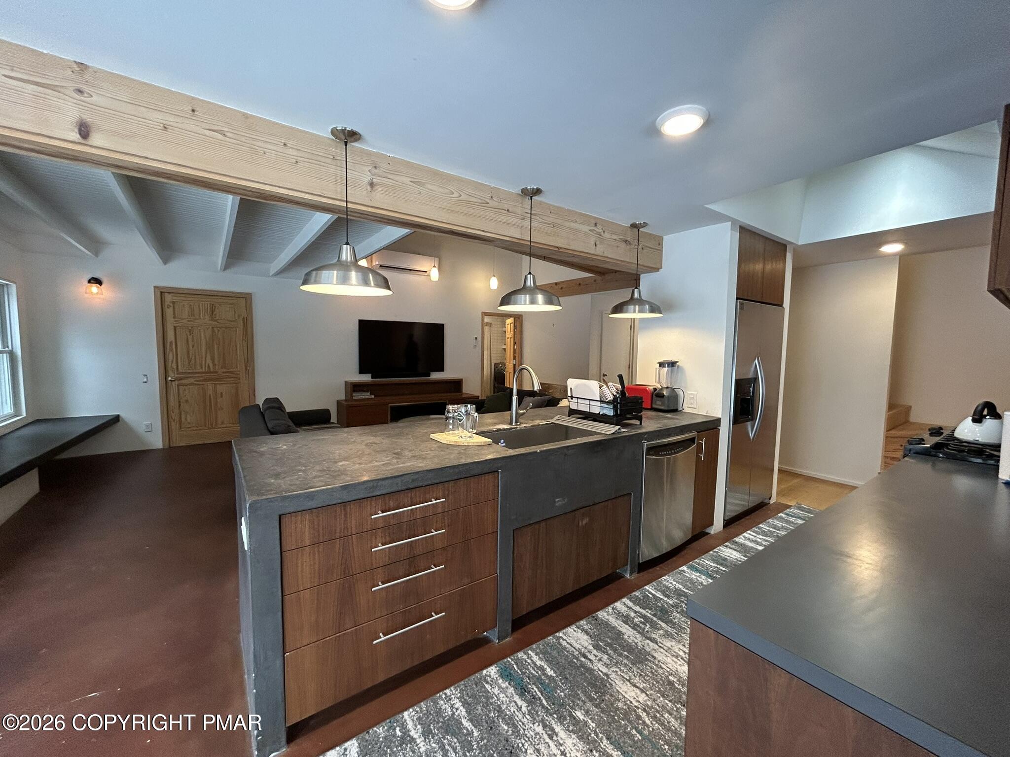 1113 Bush Road Cresco, PA 18326 - Photo 8 of 31 IMG_9973