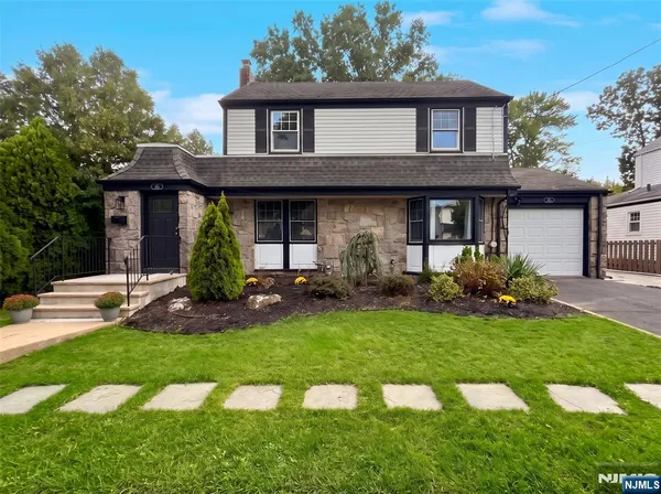 $995,000 | 175 Manning Avenue, River Edge, NJ 07661