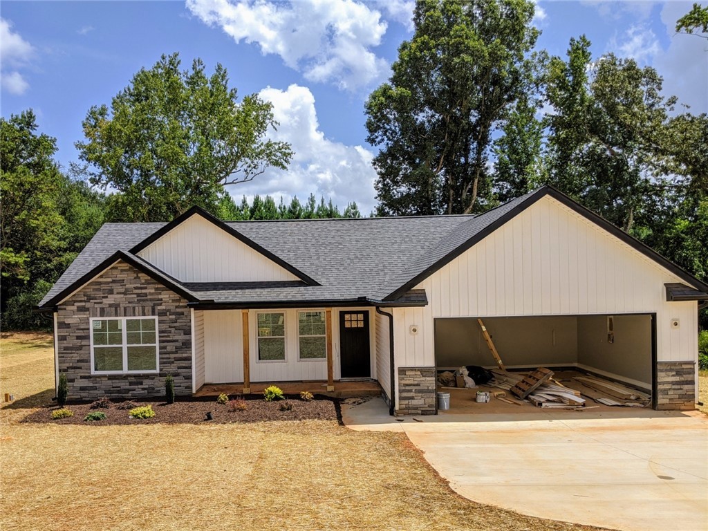 421 Nelson Drive Anderson, SC 29621 - Photo 1 of 8 Gallery Image 1