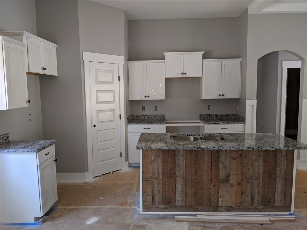 421 Nelson Drive Anderson, SC 29621 - Photo 2 of 8 Gallery Image 2
