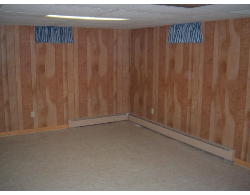 25 Oconnell Road Holyoke, MA 01040 - Photo 4 of 4 Gallery Image 4