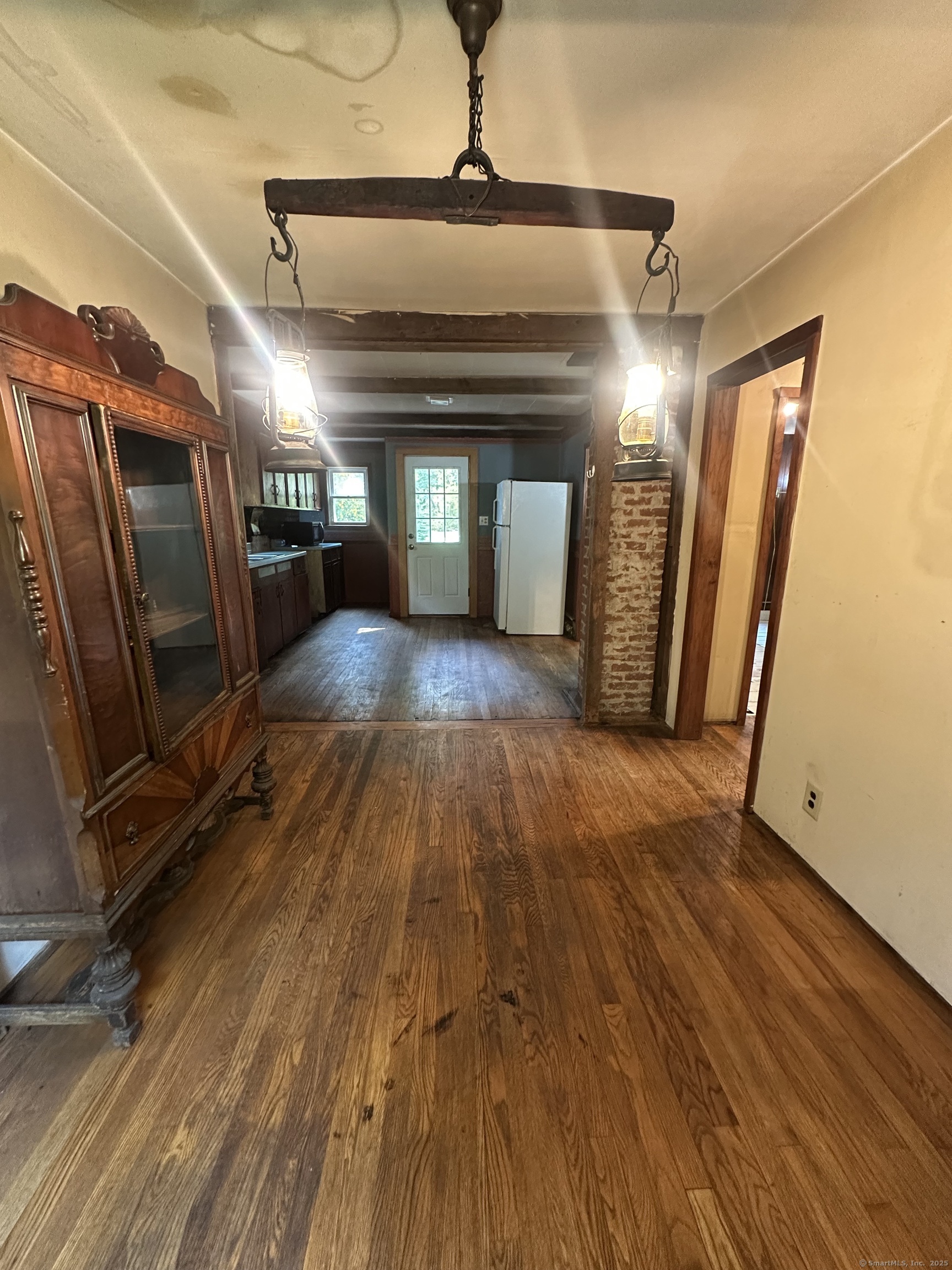 864 Boston Turnpike Coventry, CT 06238 - Photo 4 of 18 a view of gallery with stairs