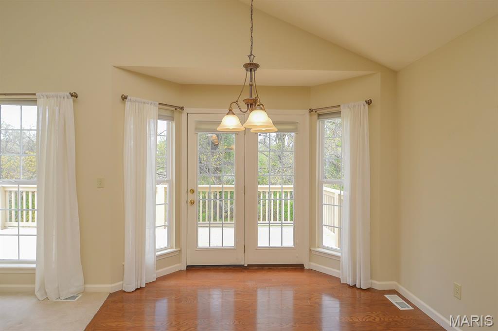 5004 Castlegate Lane Godfrey, IL 62035 - Photo 18 of 40 Gallery Image 18