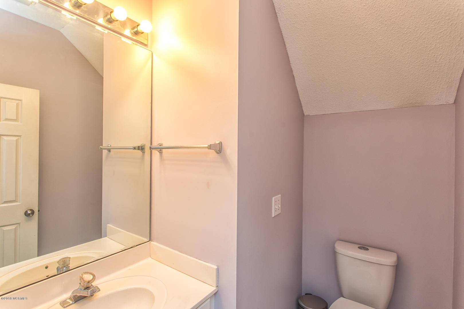 1305 Grove Point Road Wilmington, NC 28409 - Photo 20 of 35 a0043