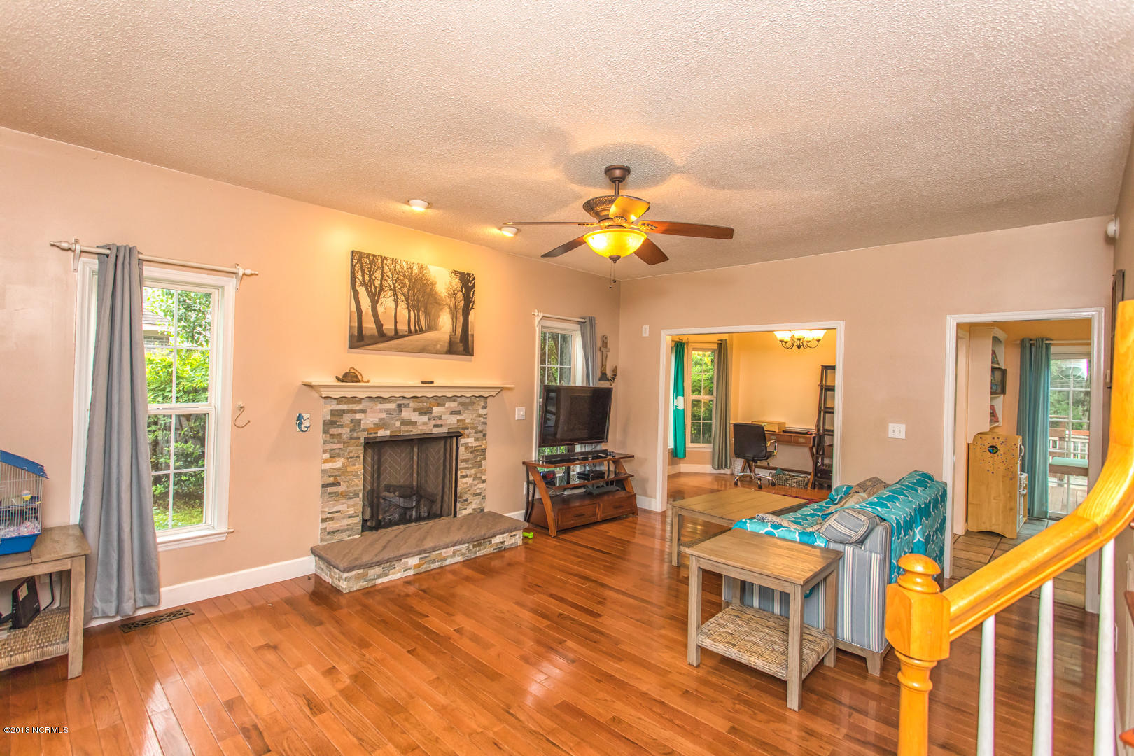 1305 Grove Point Road Wilmington, NC 28409 - Photo 5 of 35 a0036