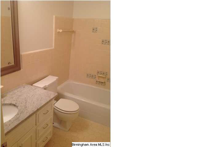 1328 Southhall Road Birmingham, AL 35213 - Photo 13 of 32