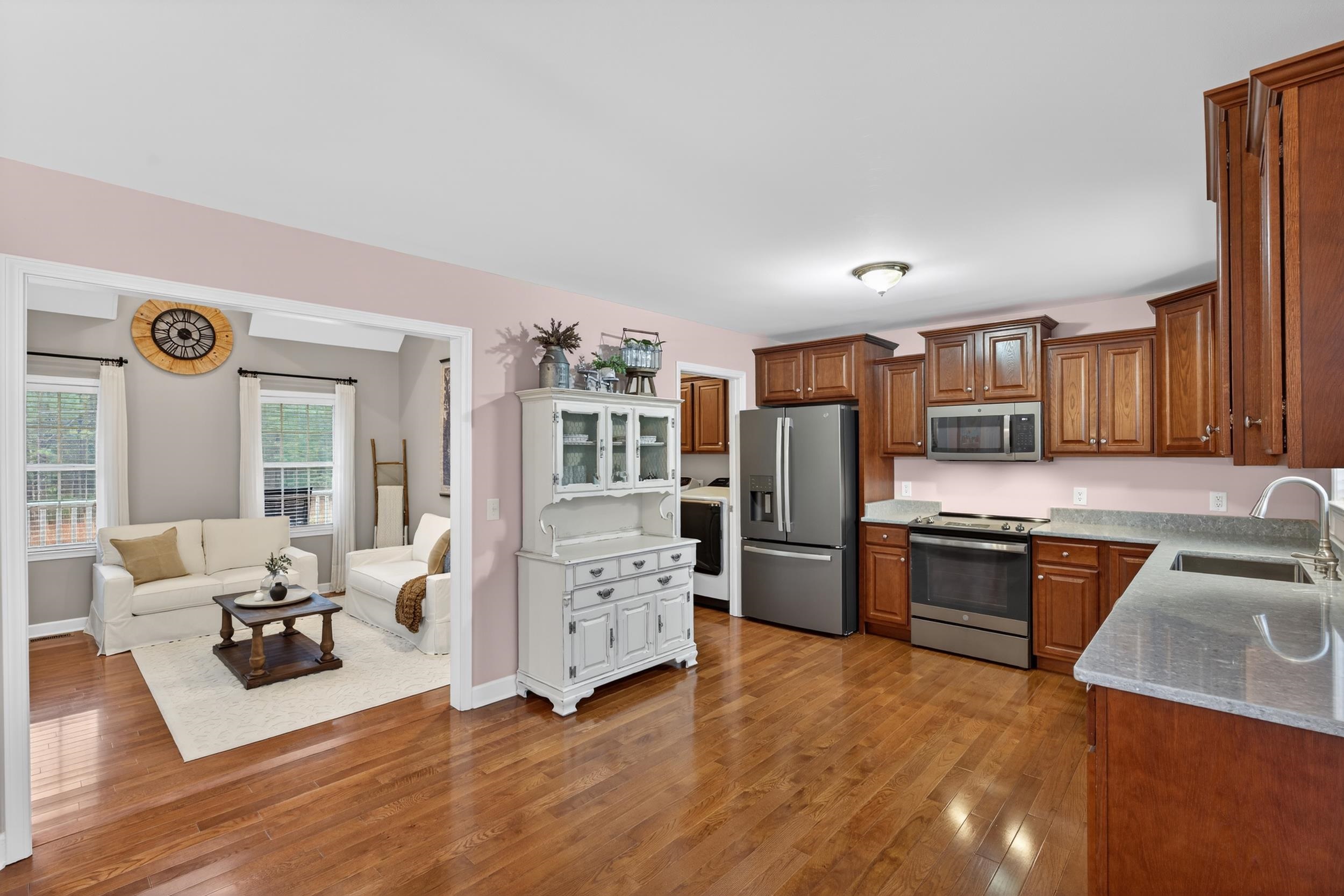 143 Gardner Road Gaffney, SC 29341 - Photo 9 of 37