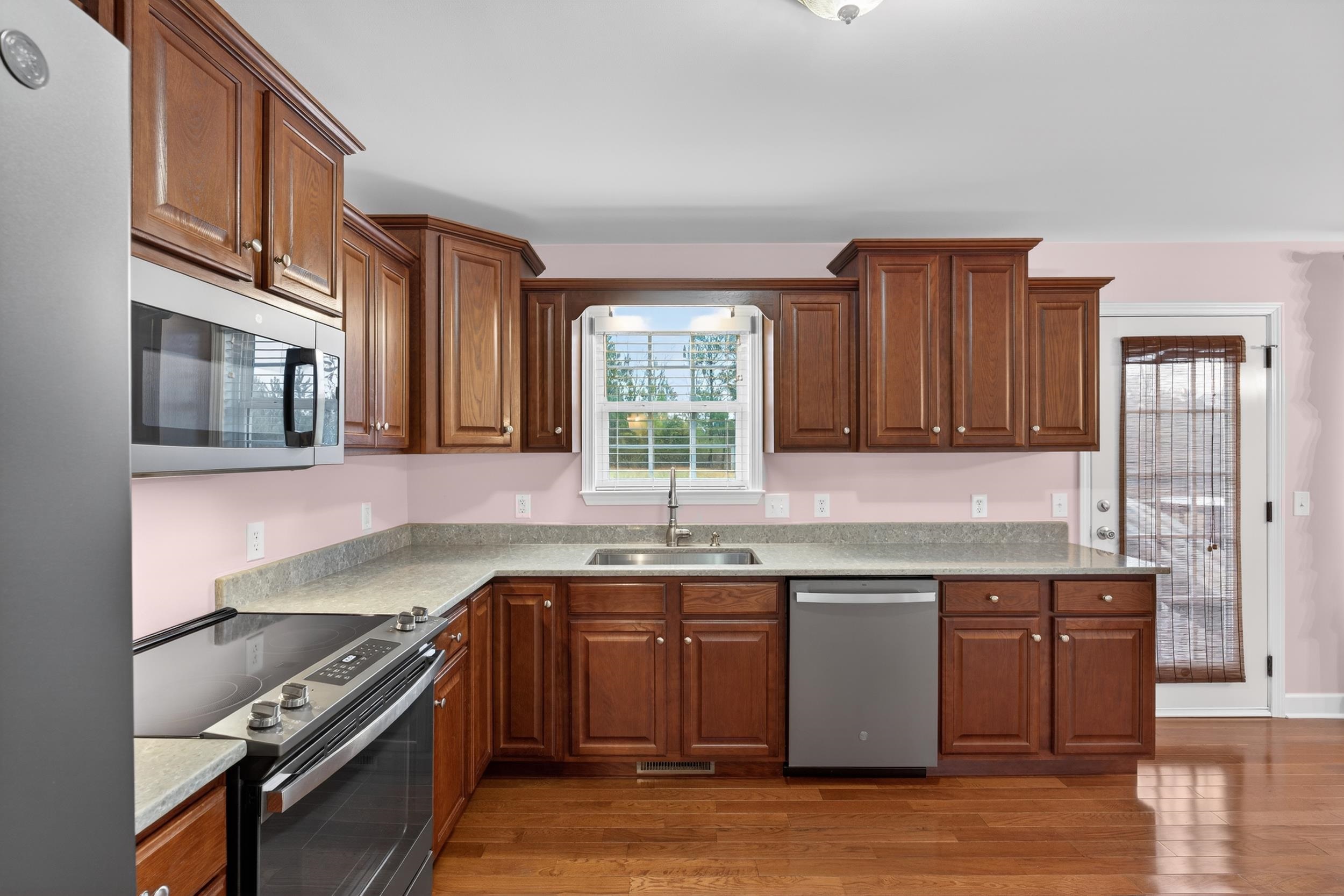 143 Gardner Road Gaffney, SC 29341 - Photo 10 of 37