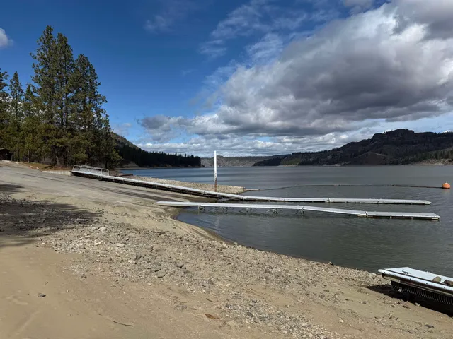 $98,900 | 42078 Porcupine Bay Road, Davenport, WA 99122