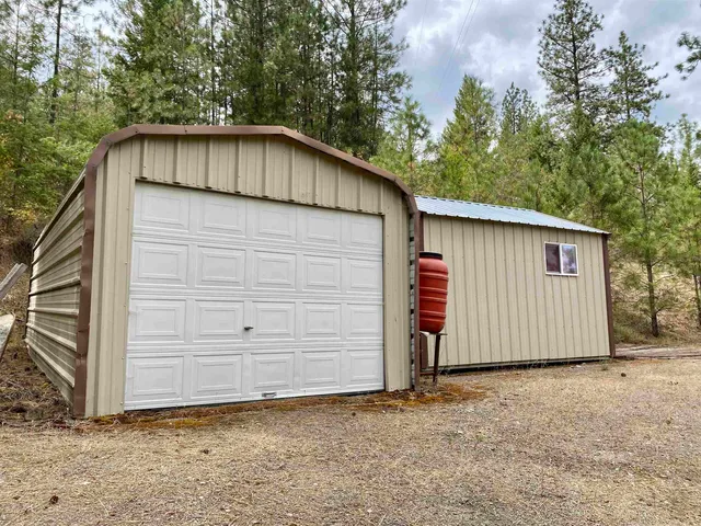 $98,900 | 42078 Porcupine Bay Road, Davenport, WA 99122