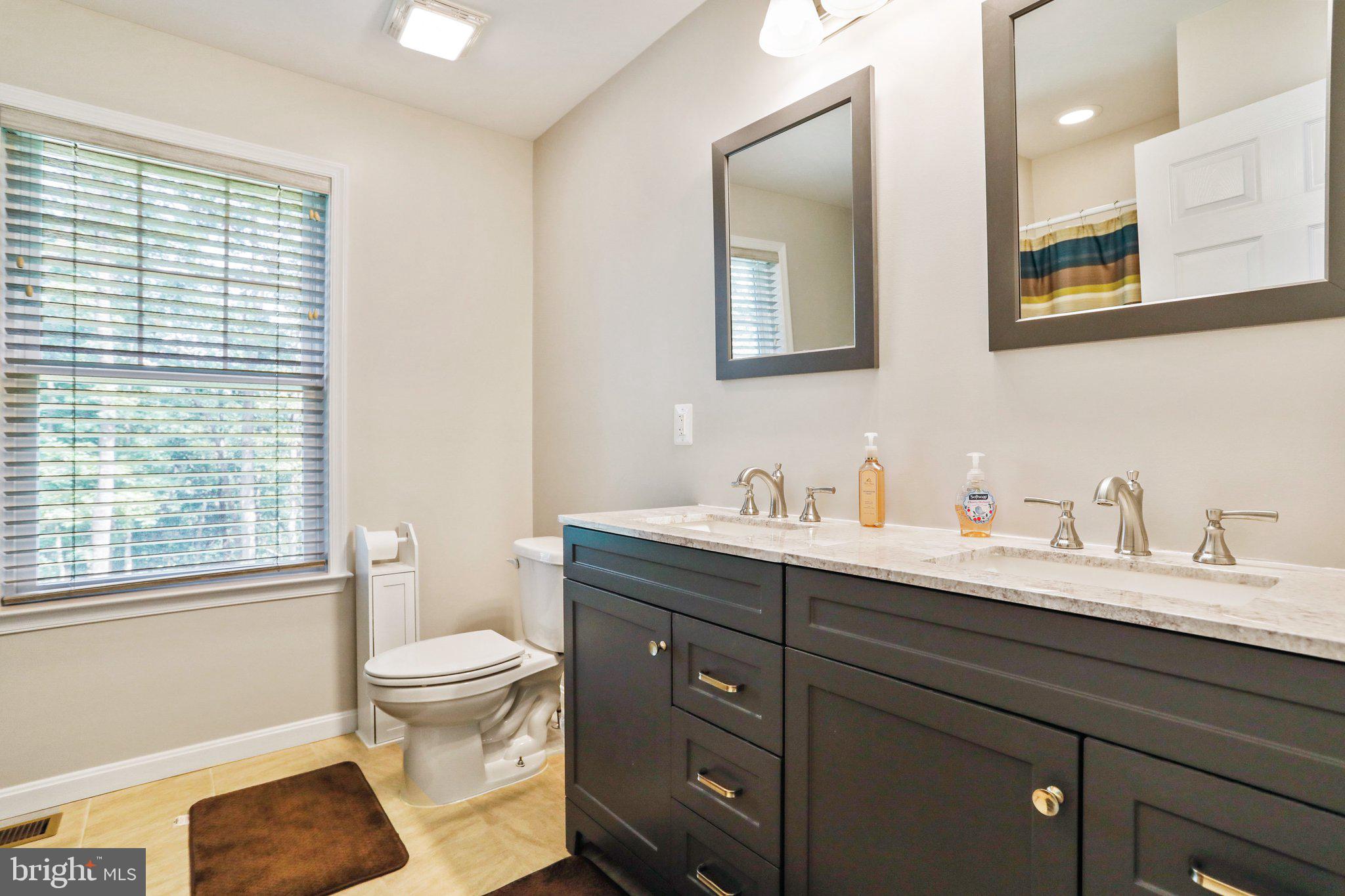 106 Hickory Road Front Royal, VA 22630 - Photo 28 of 42 Bathroom