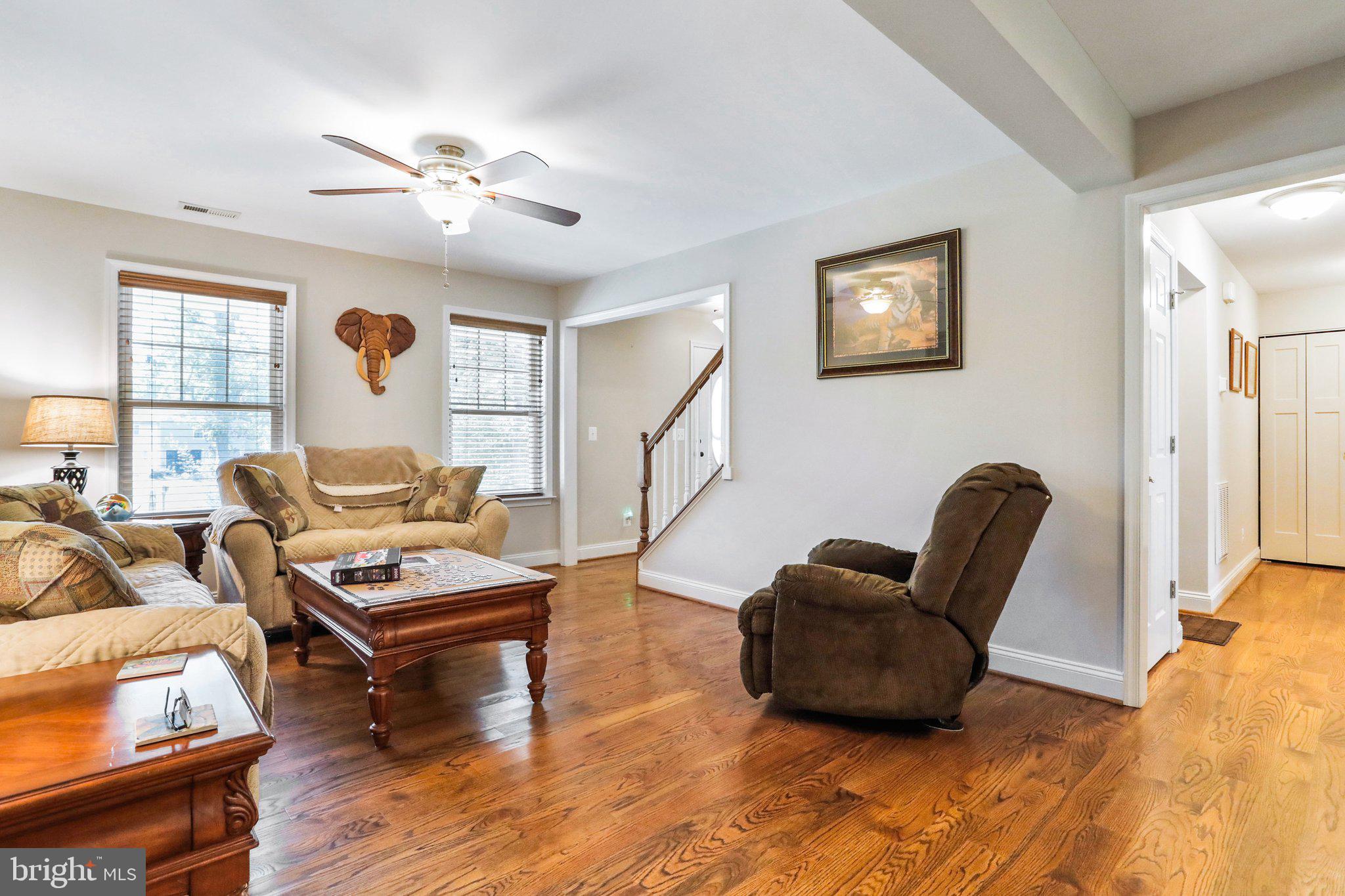 106 Hickory Road Front Royal, VA 22630 - Photo 7 of 42 Living Room