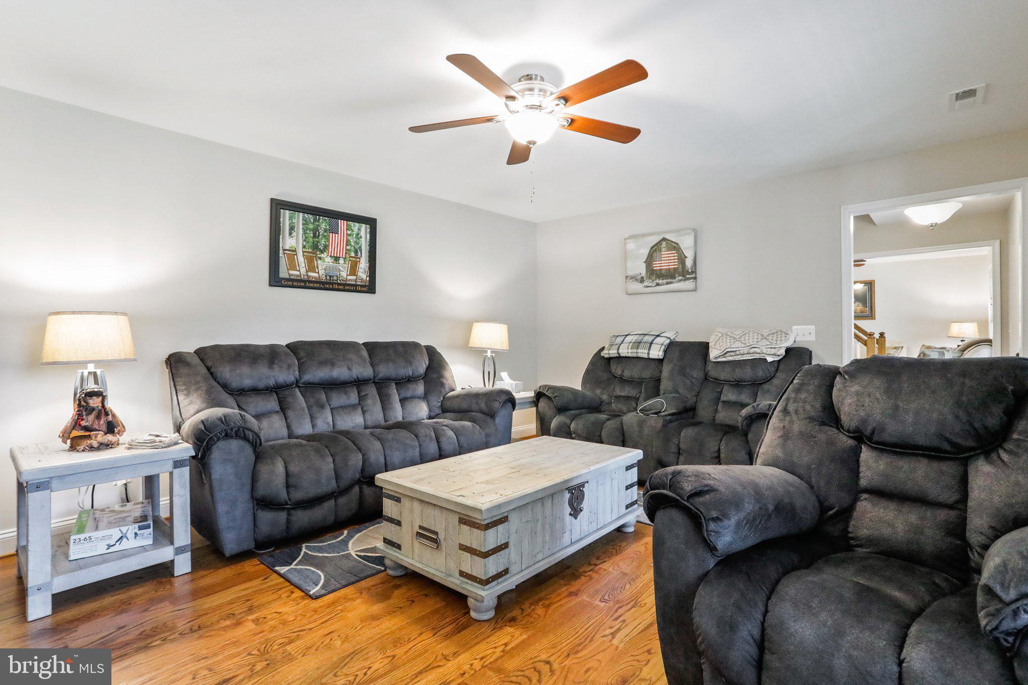 106 Hickory Road Front Royal, VA 22630 - Photo 10 of 42 Family Room