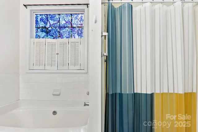 $354,900 | 702 Cinnamon Way, Flat Rock, NC 28731