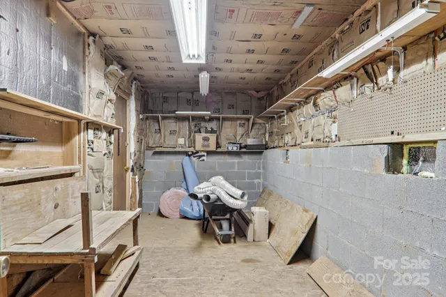 $354,900 | 702 Cinnamon Way, Flat Rock, NC 28731