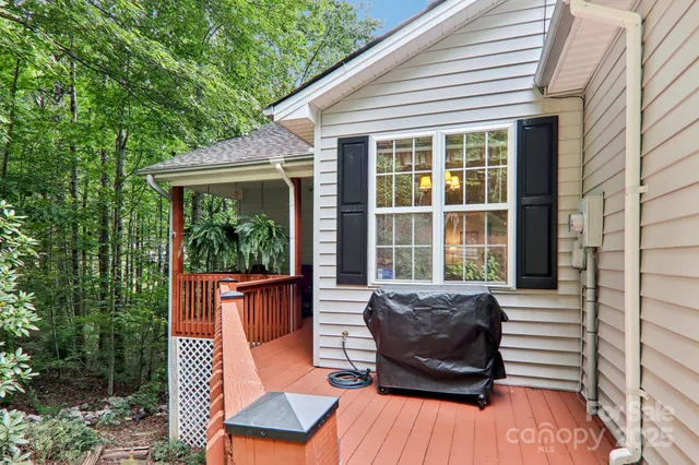 $354,900 | 702 Cinnamon Way, Flat Rock, NC 28731