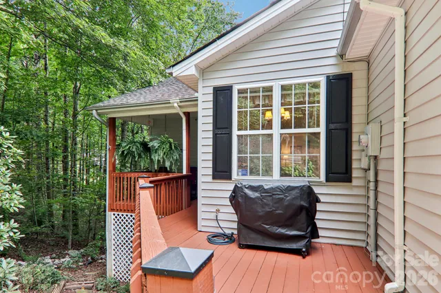 $354,900 | 702 Cinnamon Way, Flat Rock, NC 28731