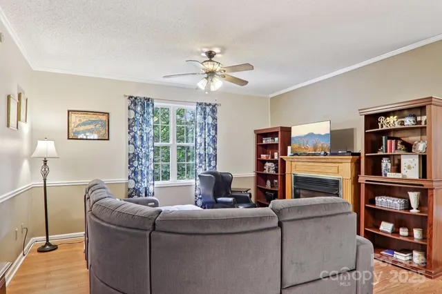 $354,900 | 702 Cinnamon Way, Flat Rock, NC 28731