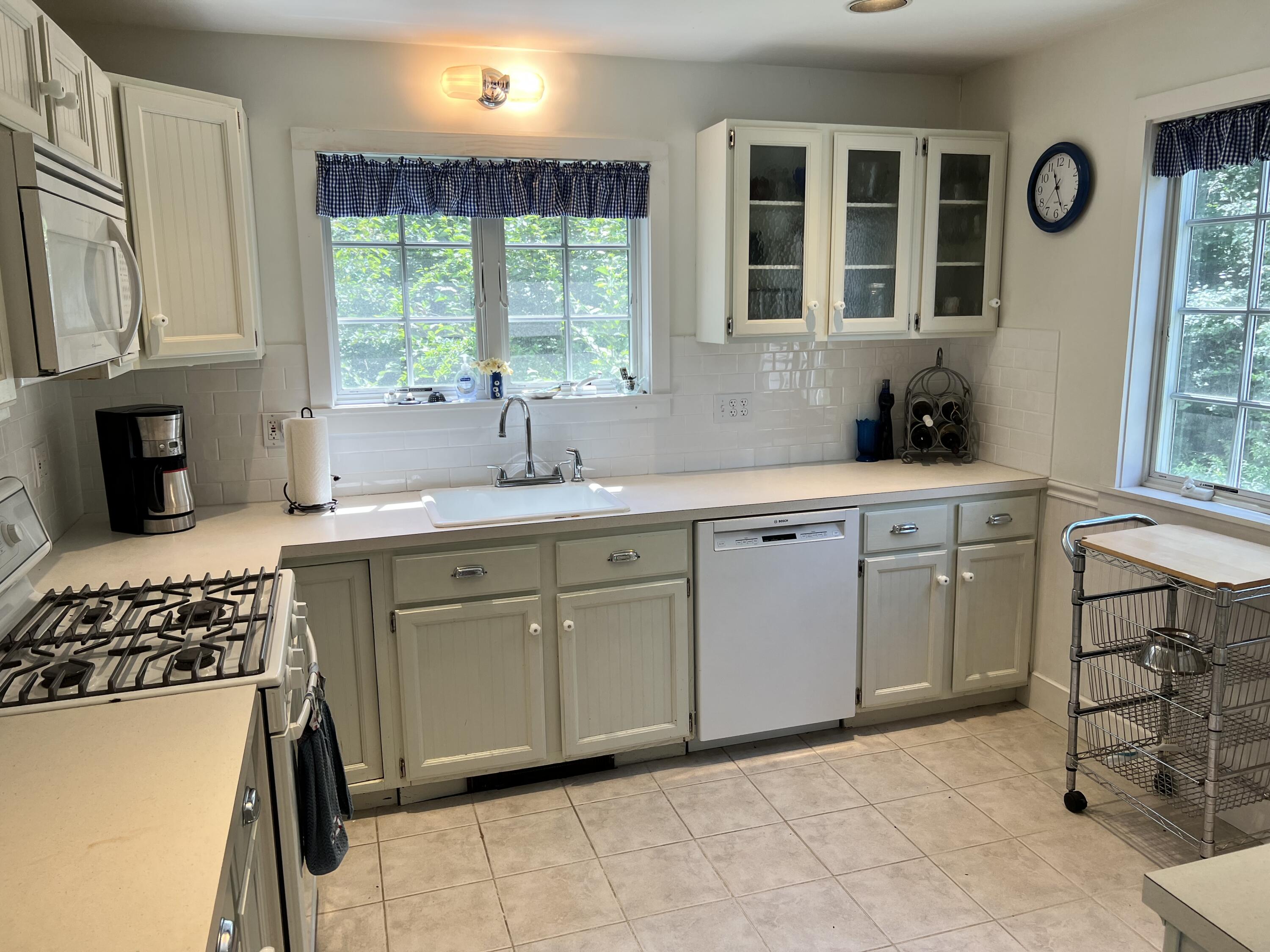 73 Back Shore Road Castine, ME 04421 - Photo 16 of 33 IMG_2987