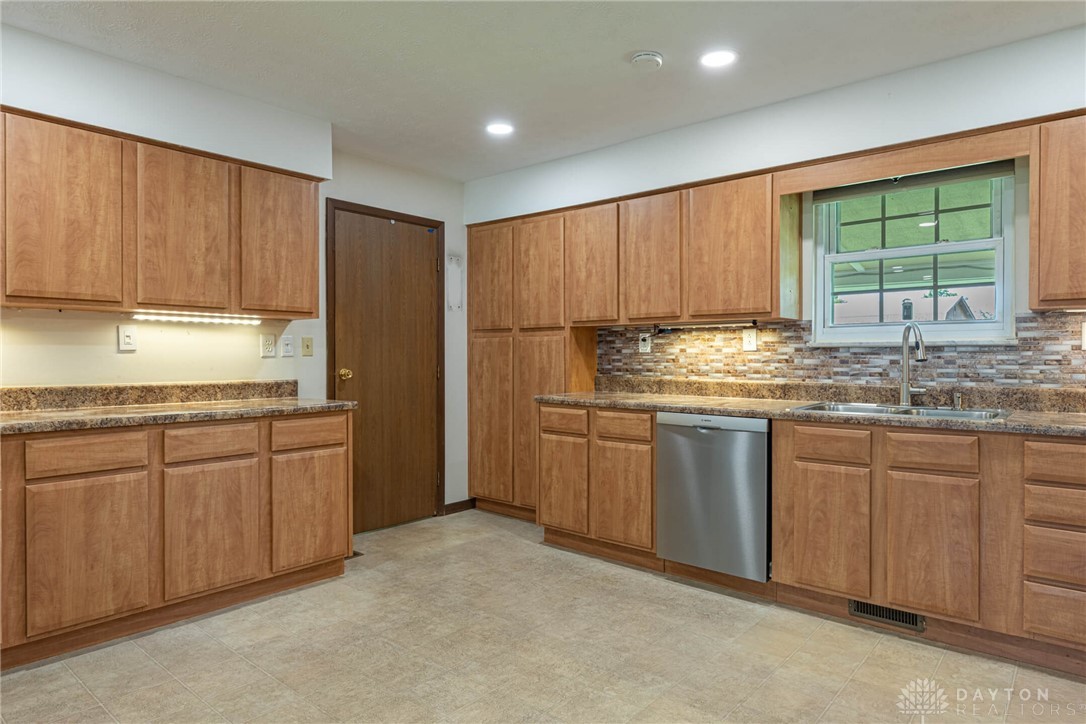 2568 Pennyroyal Road Springboro, OH 45342 - Photo 19 of 66 Gallery Image 19
