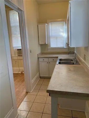 $895 | 121 North Gayoso Street, New Orleans, LA 70119