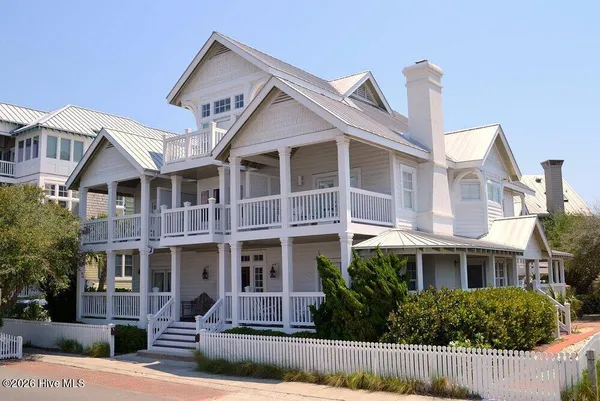 $4,750,000 | 2 Keelson Row, Bald Head Island, NC 28461