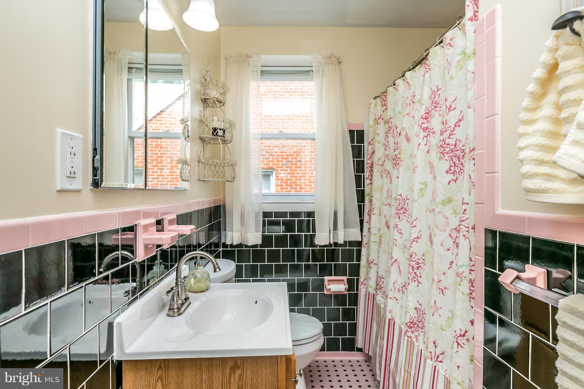 8718 Avondale Road Baltimore, MD 21234 - Photo 17 of 30 First Floor Bathroom