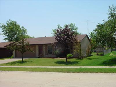 1324 Springbrook Road Fort Wayne, IN 46825 - Photo 1 of 4 Gallery Image 1