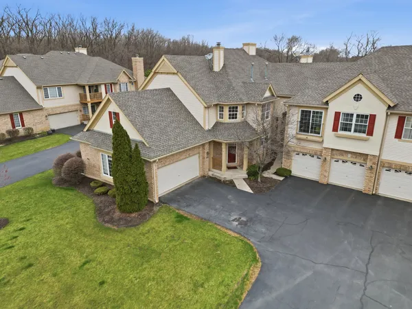 $390,000 | 91 Spyglass Circle, Palos Heights, IL 60463